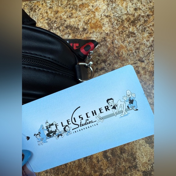 Betty Boop LOVE Crossbody Handbag - Picture 10 of 13